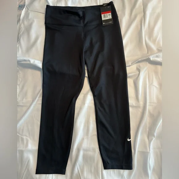 Nike The Nike One Tight Fit Mid-Rise Black Crop Pants - Picture 2 of 4